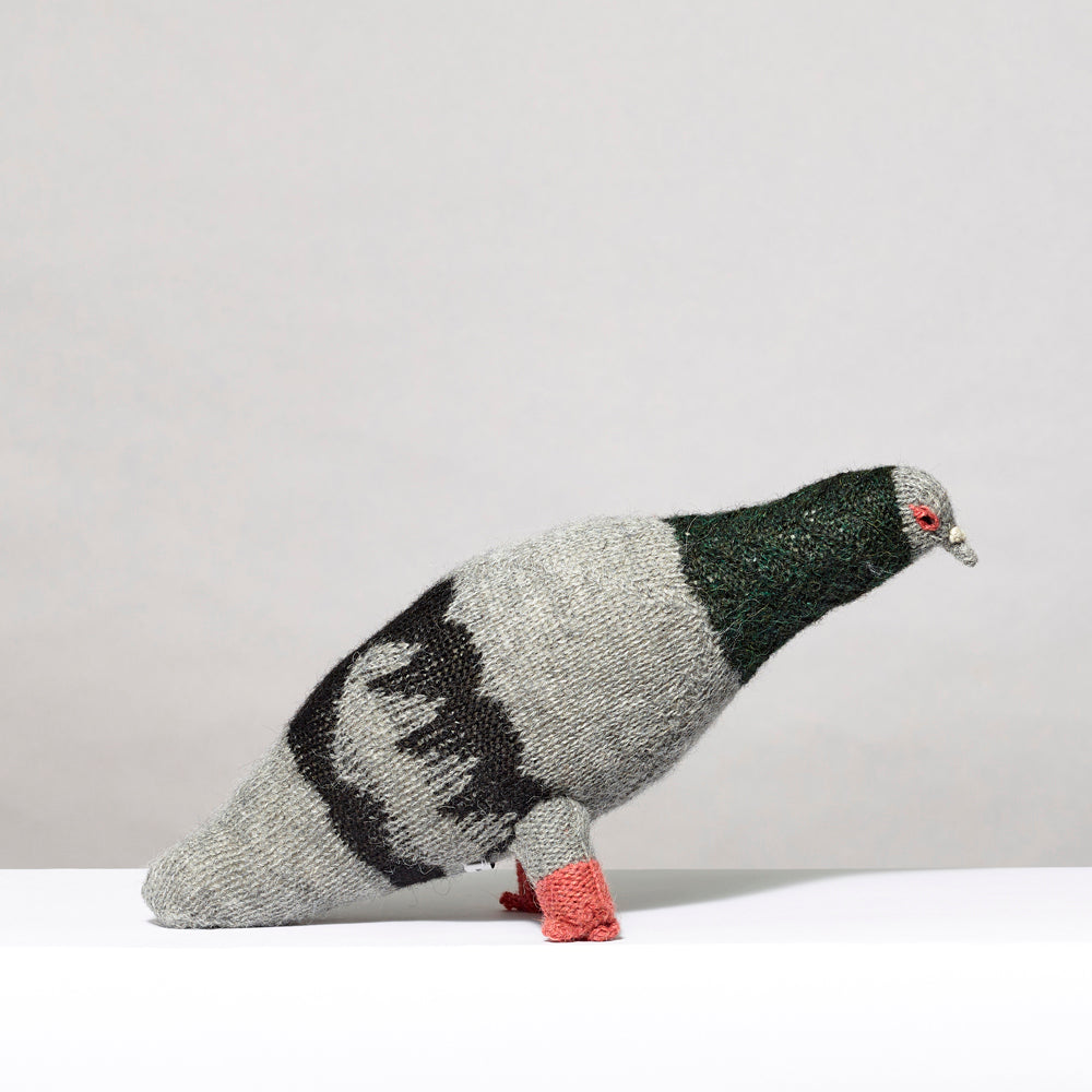 100% Alpaca Wool stuffed pigeon. Measures 13" x 5.5"