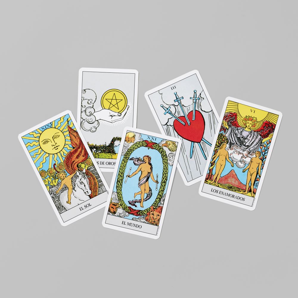 Selection of Spanish Smith-Waite Tarot Deck Borderless cards