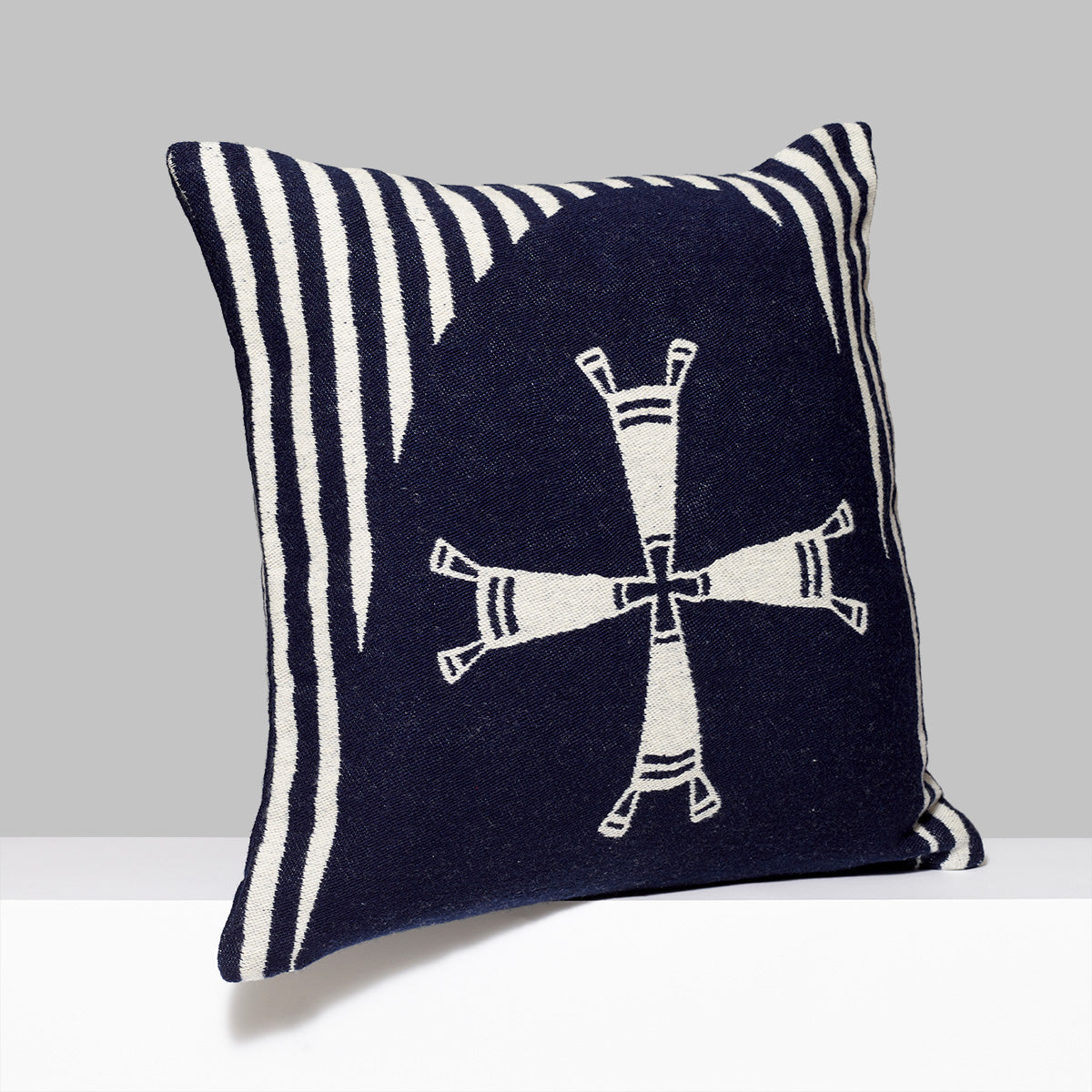 85% Wool, 15% Cotton pillow case by Dyani White Hawk. Measures 20" x 20"