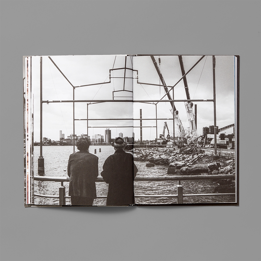 Inner spread of David Hammons: Day's End