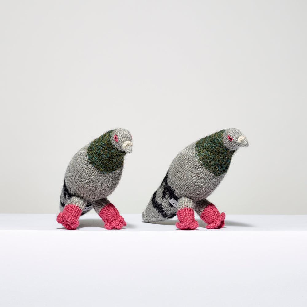 100% Alpaca Wool mini plush pigeon. Measures approximately 8.5" x 4"