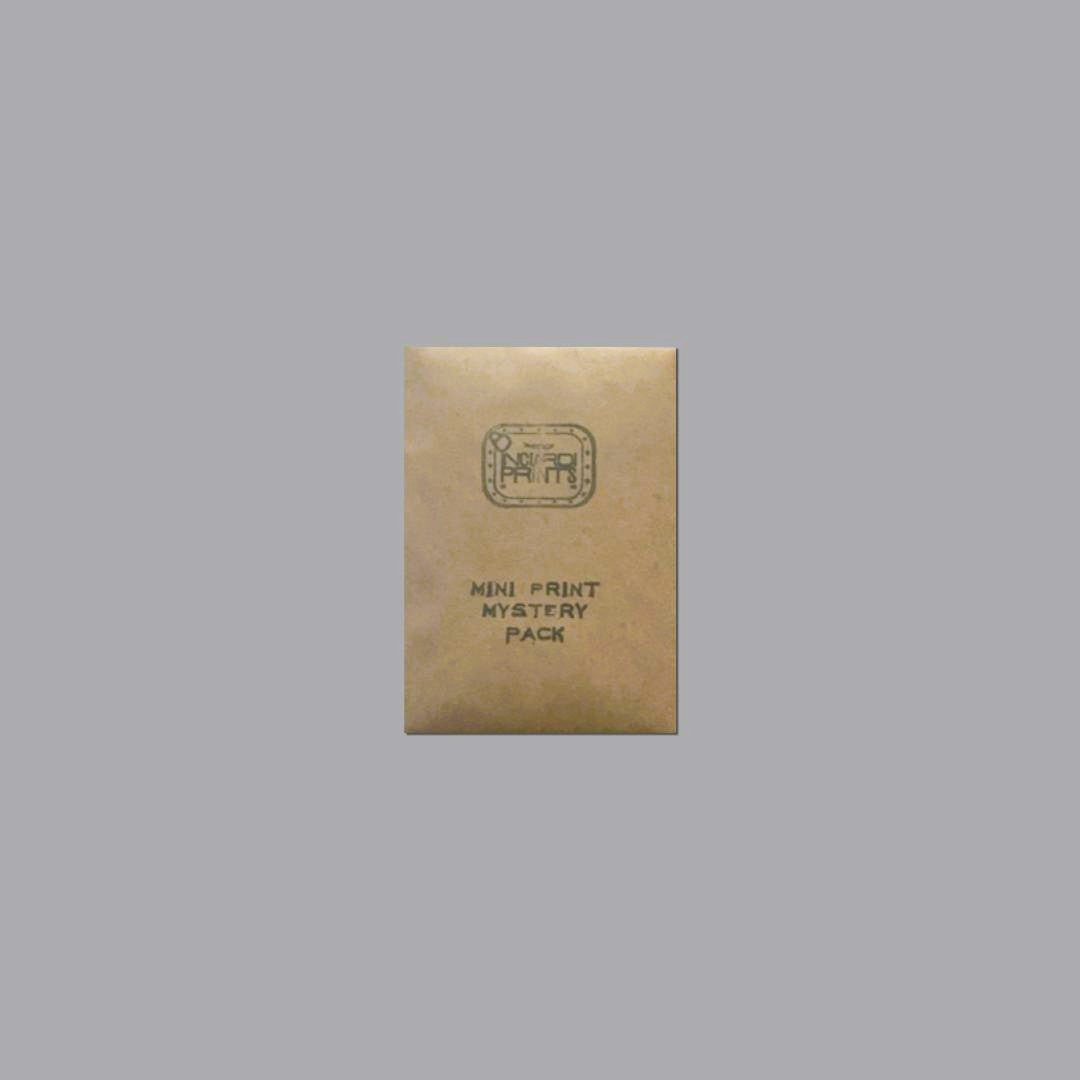 Small brown pack containing 10 mini prints by Ana Inciardi